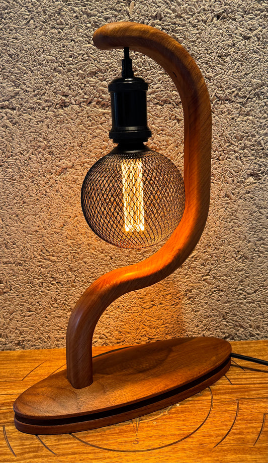 The Mesh Lamp - Desk Lamp